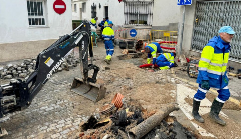 La actuaci&oacute;n urgente para reparar el hundimiento de San Cayetano permitir&aacute; la normalidad el lunes