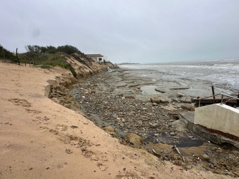 Los accesos se han quedado desprovistos de arena