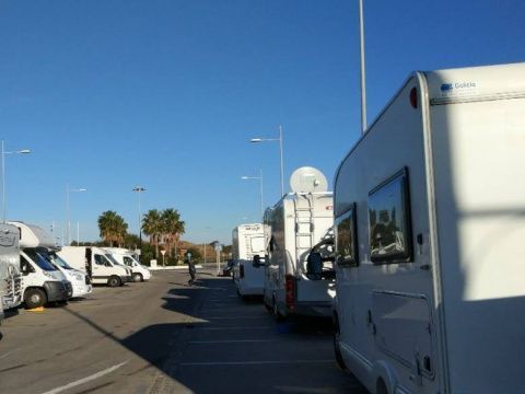 Autocaravanas en Punta Candor