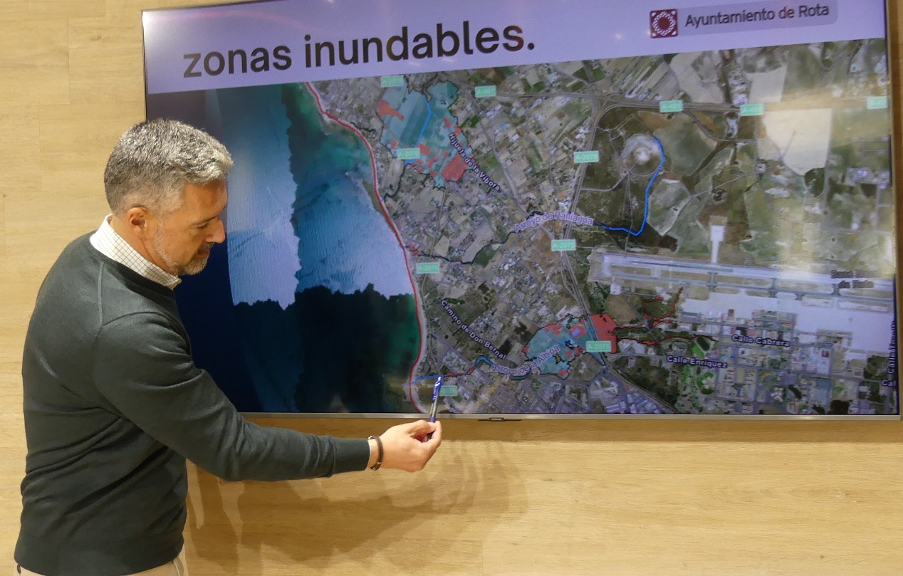 Un plan de asfaltado y de arreglo de caminos,  medidas urgentes anunciadas por el alcalde tras el temporal