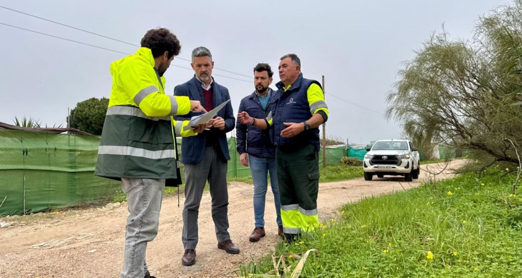 El Ayuntamiento activa un plan de emergencia para arreglar algunos caminos rurales de Rota afectados por el temporal
