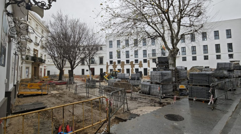 El pleno aprueba 750.000 euros de modificaciones presupuestarias para financiar 11 proyectos en Rota