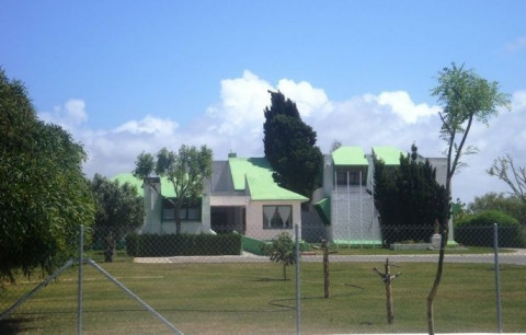 Un incendio en el colegio Pozo Nuevo obliga a suspender las clases