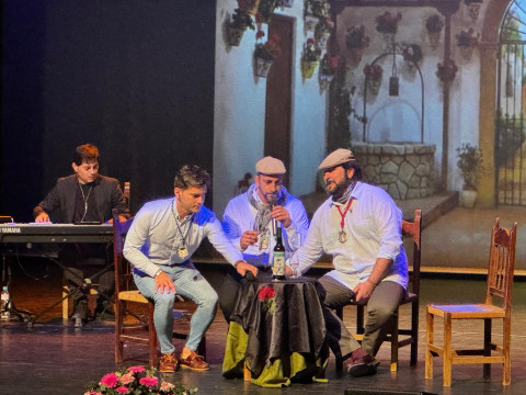 M&aacute;s de 800 personas disfrutaron del estreno de "Va por los Ecos":  m&uacute;sica y solidaridad