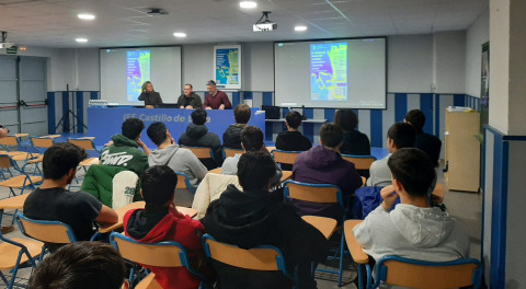 Comienzan en el IES Castillo de Luna las jornadas para orientar a estudiantes y familias sobre las opciones acad&eacute;micas y profesionales de la zona