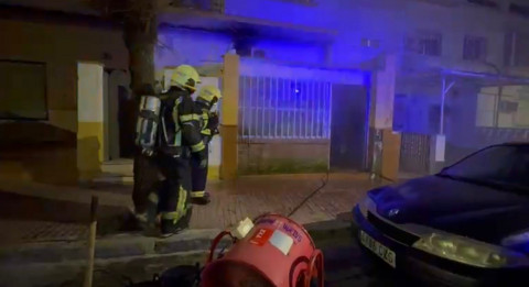 Incendio en un local de la avenida San Fernando