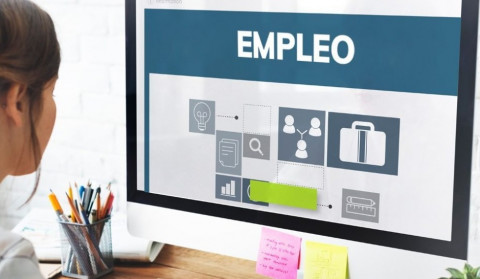 Nuevas ofertas de empleo en Rota: dependientes, comerciales, odont&oacute;logos o cocinero, entre otras