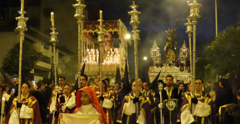 Nazareno y Amargura vuelven esta Madrug&aacute; a procesionar en paralelo: te contamos d&oacute;nde