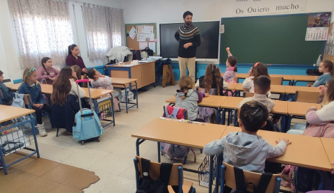 "Caperucita ya no va sola" es la nueva actividad sobre prevenci&oacute;n y autoprotecci&oacute;n que llega a las aulas