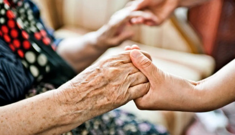 Abierta una convocatoria para la contrataci&oacute;n de auxiliares de ayuda a domicilio