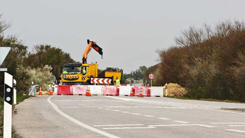 Rote&ntilde;os Unidos pide al alcalde de Rota que exija a la Junta que acabe urgentemente la obra de la A-2075