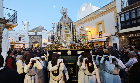 El Amor y la Esperanza vuelven a ir de la mano en un Lunes Santo cada vez m&aacute;s esperado