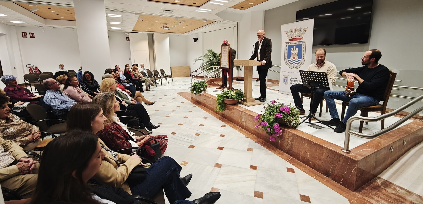 Antonio Bernal "Anto&ntilde;&iacute;n" ser&aacute; el d&eacute;cimo pregonero de la Feria de Primavera de Rota