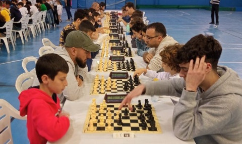 IU prepara su XVI Torneo de Ajedrez "Jaque al Rey" para celebrar el aniversario de la II Rep&uacute;blica