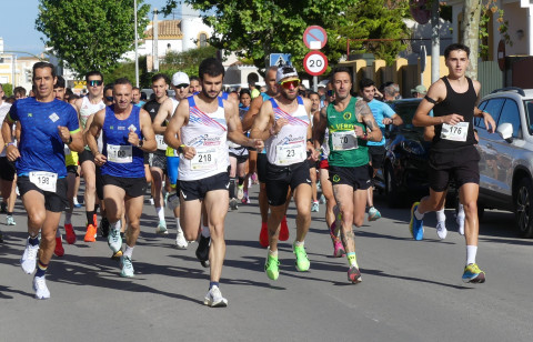 Casi 380 corredores se han dado cita este a&ntilde;o en la X Carrera Solidaria Mar&iacute;a Auxiliadora