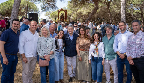 Antonio Sanz participa en la romer&iacute;a de Rota y valora algunas gestiones directas del gobierno de Juanma Moreno en la localidad