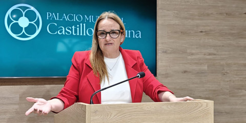 Encarna Ni&ntilde;o cuestiona la gesti&oacute;n del SAE en la selecci&oacute;n de personas para los planes de empleo