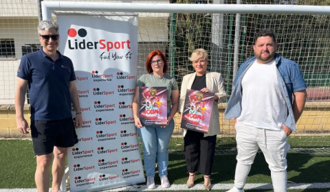 El campus de f&uacute;tbol "ICONS Camps" se suma este verano a las opciones deportivas en Rota