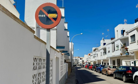Tr&aacute;fico reorganiza el estacionamiento de motos en varias calles