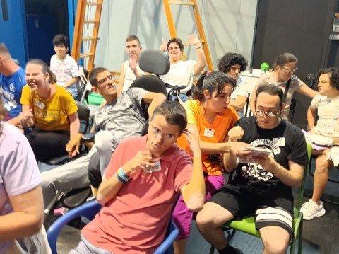 Algunos de los participantes en la obra