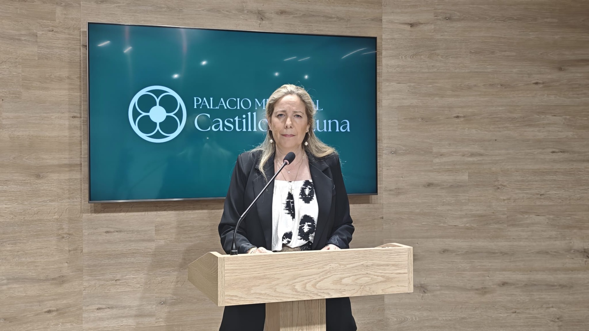 La delegada de Hacienda afirma que la nueva modificaci&oacute;n del plan de ajuste no contempla subida de impuestos