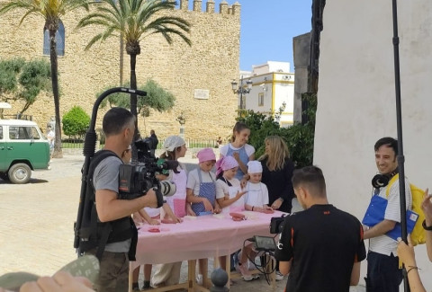 El programa "Caravana Educativa" de La 2 de RTVE hizo escala en Rota