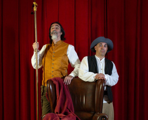 "13 Teatro" y la asociaci&oacute;n "Costa de la luz" estrenan el 4 de julio "Quijote roja"