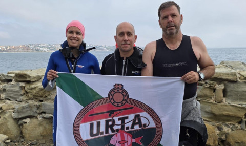 El Club N&aacute;utico URTA refuerza su compromiso ambiental participando en la Limpieza Nacional de Fondos Marinos y Playas