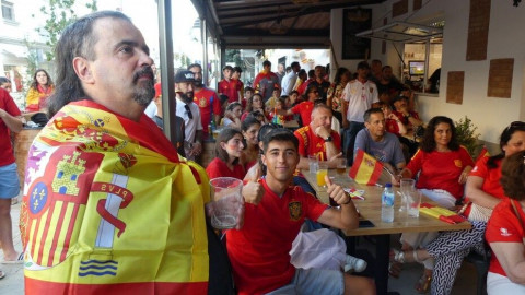 Un decreto de alcald&iacute;a permitir&aacute; que los bares cierren m&aacute;s tarde los d&iacute;as de partidos de Espa&ntilde;a en el Mundial