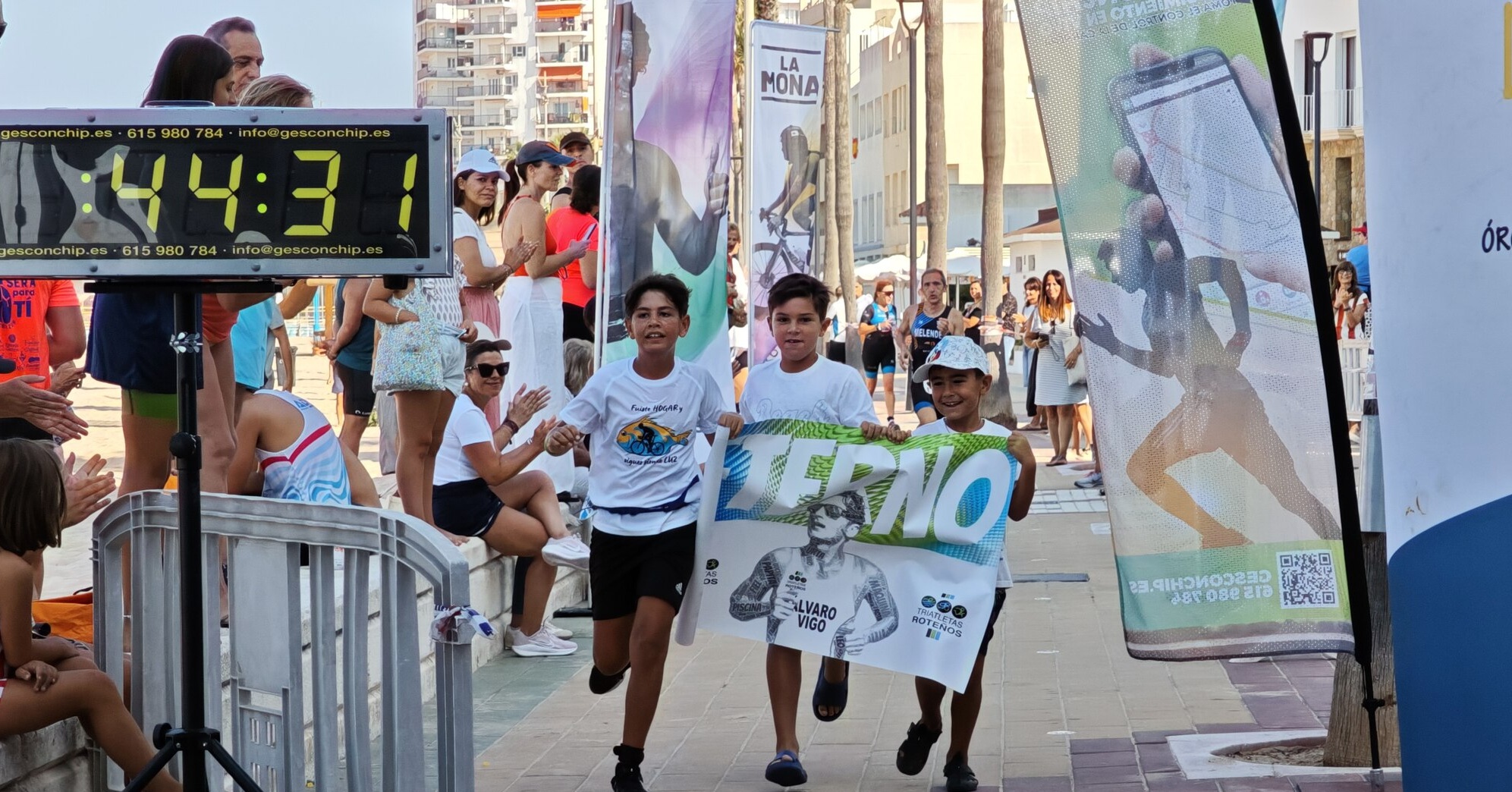 El primer acuatl&oacute;n para recordar al rote&ntilde;o &Aacute;lvaro Vigo reuni&oacute; a m&aacute;s de 200 participantes