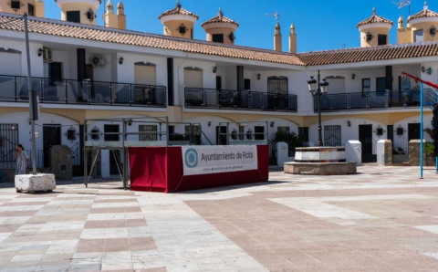 Pantalla gigante en la plaza de La Cantera para la semifinal del Mundial entre Espa&ntilde;a y Francia