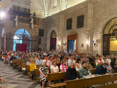 La parroquia de la O se llen&oacute; para escuchar el primero de los conciertos de &oacute;rgano de este verano