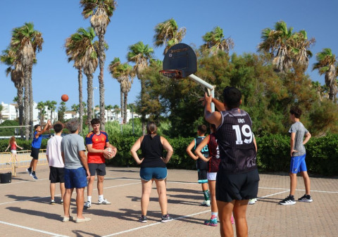 Un momento del concurso de triples