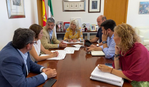 Ayuntamiento, Junta y Costas  coordinan actuaciones de conservaci&oacute;n y puesta en valor de Los Corrales y el litoral de Rota