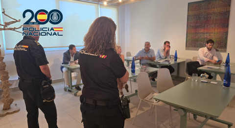 La Polic&iacute;a Nacional refuerza la colaboraci&oacute;n con el sector hotelero de Rota en el marco del Plan Turismo Seguro