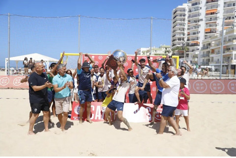 El CD F&uacute;tbol Playa Marbella conquista la Primera Divisi&oacute;n Masculina 2025/26 que se ha celebrado en Rota
