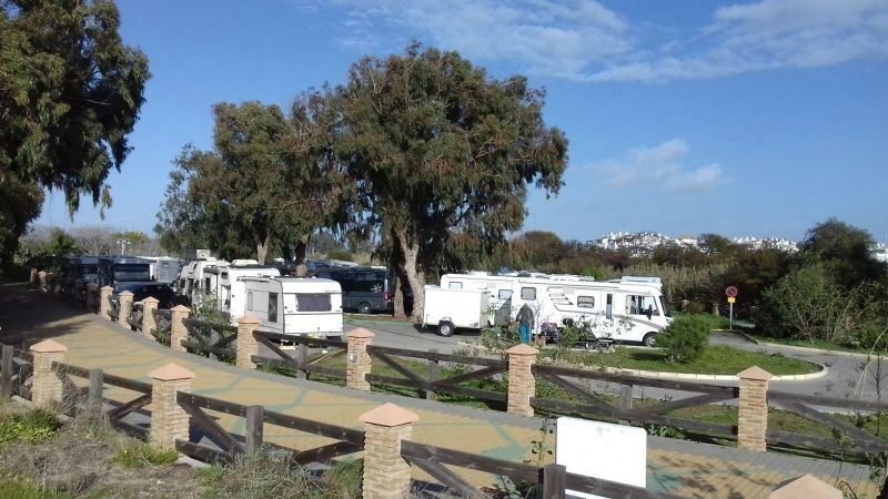 Uno de los puntos de Rota en el que se congregan más autocaravanas