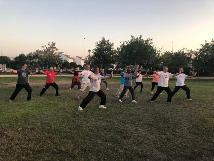 Un ambiente tranquilo para la práctica del Tai Chi