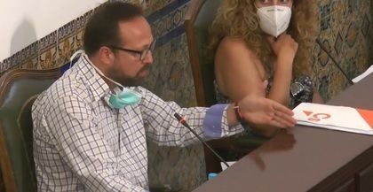 Gilberto Bernal, en un pleno municipal