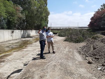 El delegado de Playas siguió atentamente los procesos de limpieza