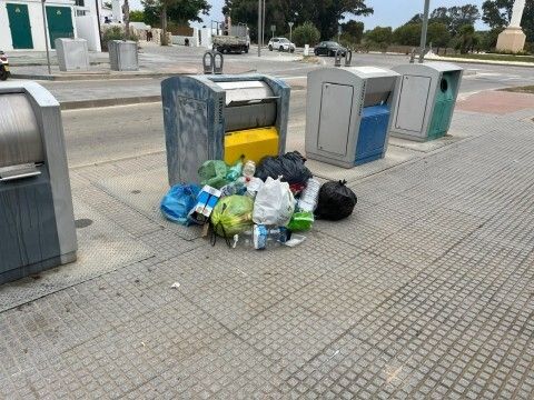 Residuos en la zona de Punta Candor