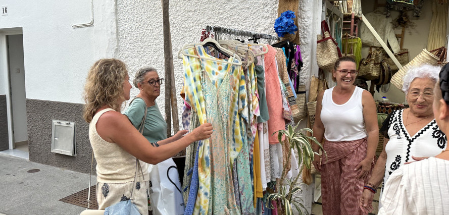 El centro de Rota se llena de vida este jueves con la Noche ComerciArte y las Noches en Blanco de las hermandades