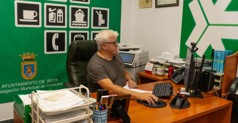 La OMIC de Rota recibe una subvenci&oacute;n auton&oacute;mica de 13.113 euros para su mantenimiento