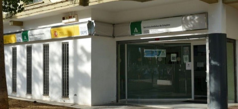 El impulso del verano reduce el paro en Rota que ya roza los 1.400 desempleados