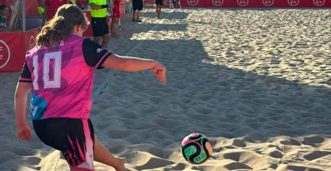 La playa de La Costilla corona a Playas de San Javier y Asako Motril como campeonas de Espa&ntilde;a de f&uacute;tbol playa