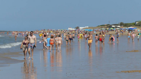 Los datos hoteleros sit&uacute;an a Rota entre los principales destinos tur&iacute;sticos de la provincia en julio