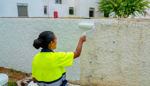 El Ayuntamiento acomete trabajos de adecentamiento y peque&ntilde;as reparaciones en el parque Manuel Lia&ntilde;o