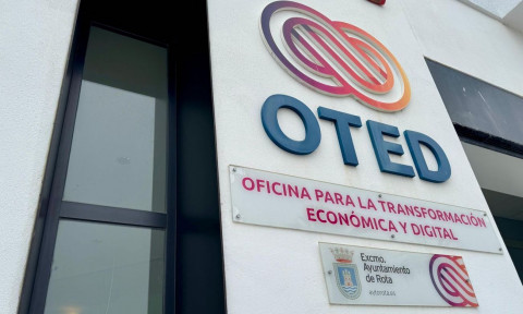 Un 54 % de los participantes en el programa 'T-Acompa&ntilde;amos' en Rota ya ha encontrado empleo
