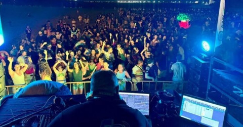 El Chorrillo se viste de ne&oacute;n este s&aacute;bado con una fiesta juvenil junto al mar