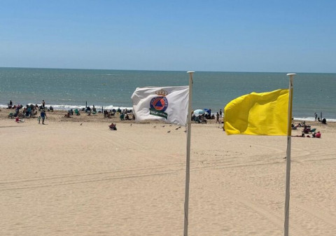Alerta por fuerte oleaje y corrientes de resaca esta tarde en las playas de Rota